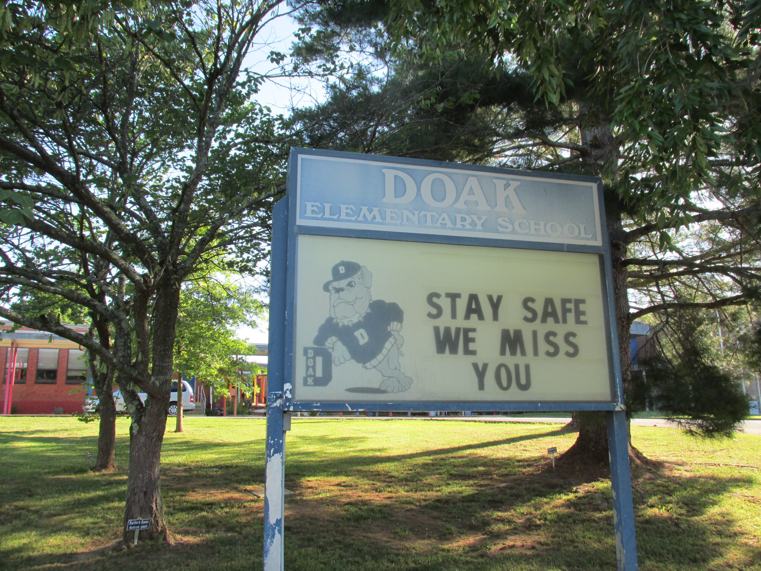 Voluntary Child Safety Seat Checkpoint At Doak Elementary