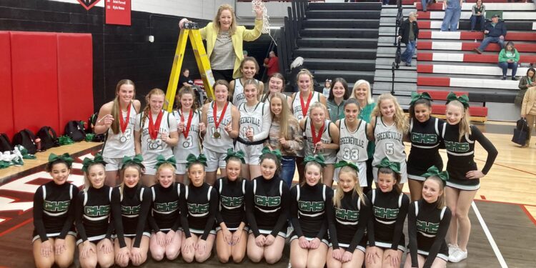 Lady Devils Take Home District Championship, Defeat Grainger 61-39