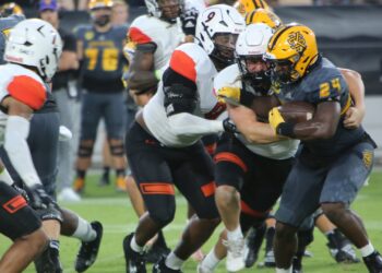 Pioneers Drop Season Opener to FCS Kennesaw State