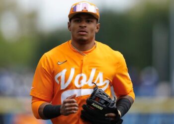 Moore’s Record-Setting Day Leads #2 Vols to Thrilling Win at #3 Kentucky