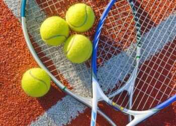 Weems Wins District Title