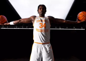 Hoops Central: #6 [2] Tennessee vs. [15] Wofford