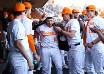 #1 Vols Roll Past Royals with 14-3 Victory