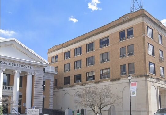 “No Easy Answers” – Courthouse Group Debates Options