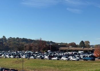 54th Annual Greeneville Woman’s Club Holiday Bazaar Off To A Busy Start