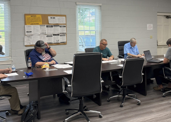 The Mosheim Planning Commission approved a new Yoder's Market development on Thursday night.