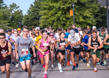 Over 300 participants ran, walked or jogged through Tusculum Saturday morning in the annual Jogging for Jess Memorial 5K. The event raises funds for students going into the medical field.