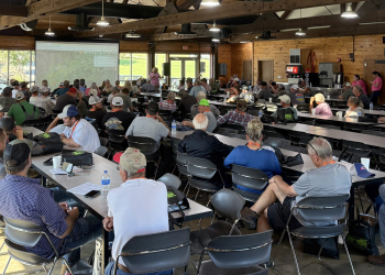 Hundreds of farmers gathered at the Clyde-Austin 4-H Center Thursday as the two-day Northeast Tennessee Beef Expo began.
