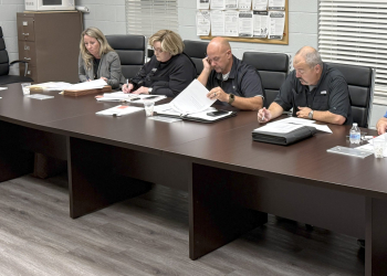 The Mosheim Board of Mayor and Aldermen discussed a proposed agreement to fund a sewer line extension to Exit 23 during its meeting Thursday night.